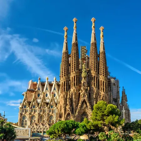 The Diagonal Sagrada By Sweett Apartment Barcelona Exterior photo