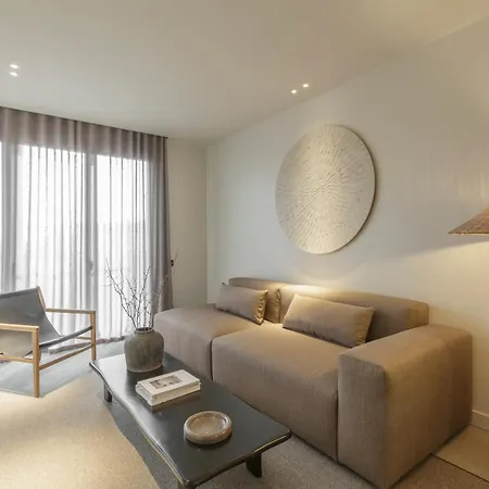 The Diagonal Sagrada By Sweett Apartment Barcelona Exterior photo